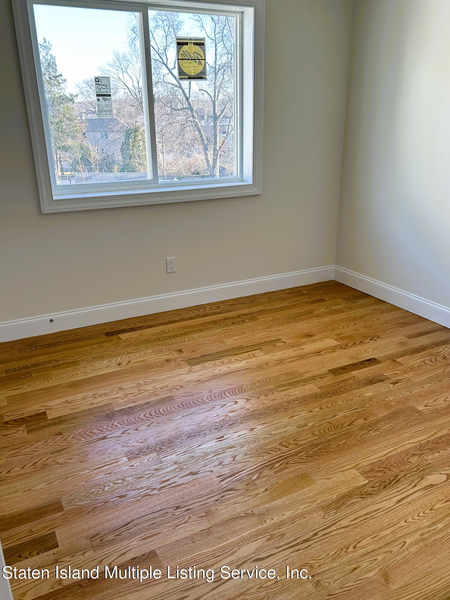 80 Hooker Place Staten Island, NY 10302 - Photo 24 of 38 IMG_9329