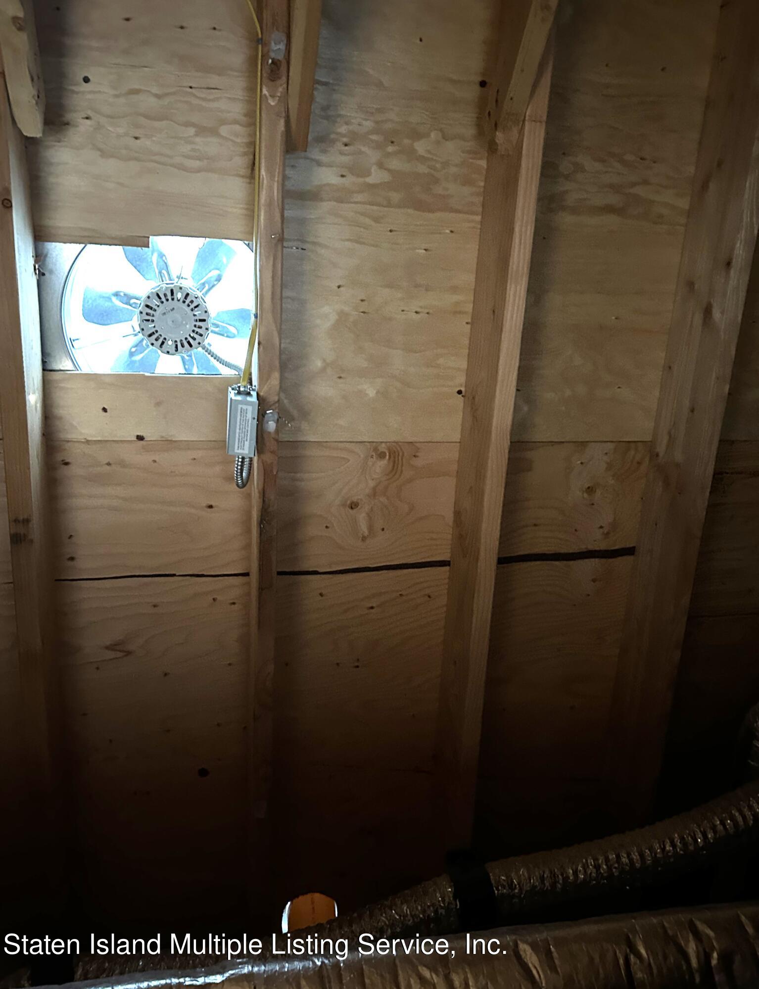 80 Hooker Place Staten Island, NY 10302 - Photo 34 of 38 IMG_9509