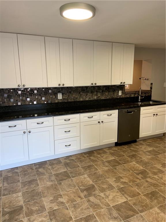 3 South Cowan Road Carnegie, PA 15106 - Photo 9 of 24 Gallery Image 9