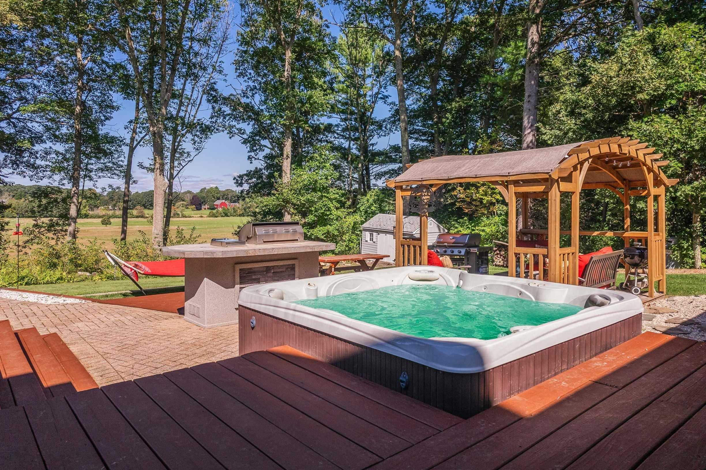 63 Woodside Meadow Road York, ME 03909 - Photo 10 of 40 Gallery Image 10