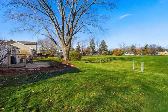 $419,900 | 620 Twisted Oak Lane, Buffalo Grove, IL 60089