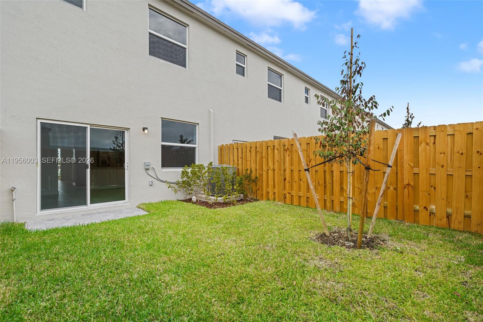 19448 Southwest 338th Terrace Homestead, FL 33034 - Photo 43 of 44 a view of a house with backyard