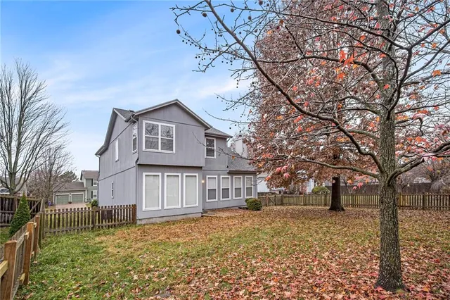 $364,900 | 15437 South Bradley Drive, Olathe, KS 66062