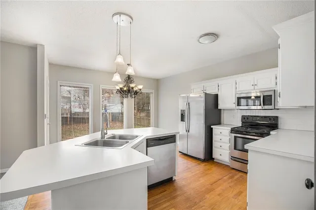 $364,900 | 15437 South Bradley Drive, Olathe, KS 66062