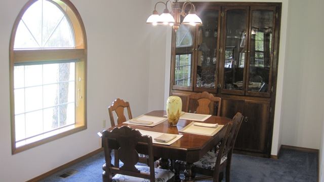 1920 West Paradise Road Spokane, WA 99224 - Photo 4 of 9