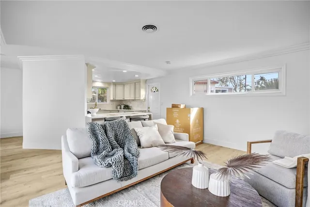 $1,149,000 | 872 Huron Drive, Claremont, CA 91711