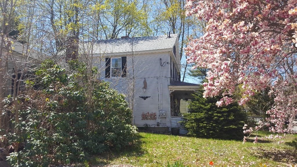 29 Mill Street Rochdale, MA 01542 - Photo 3 of 4