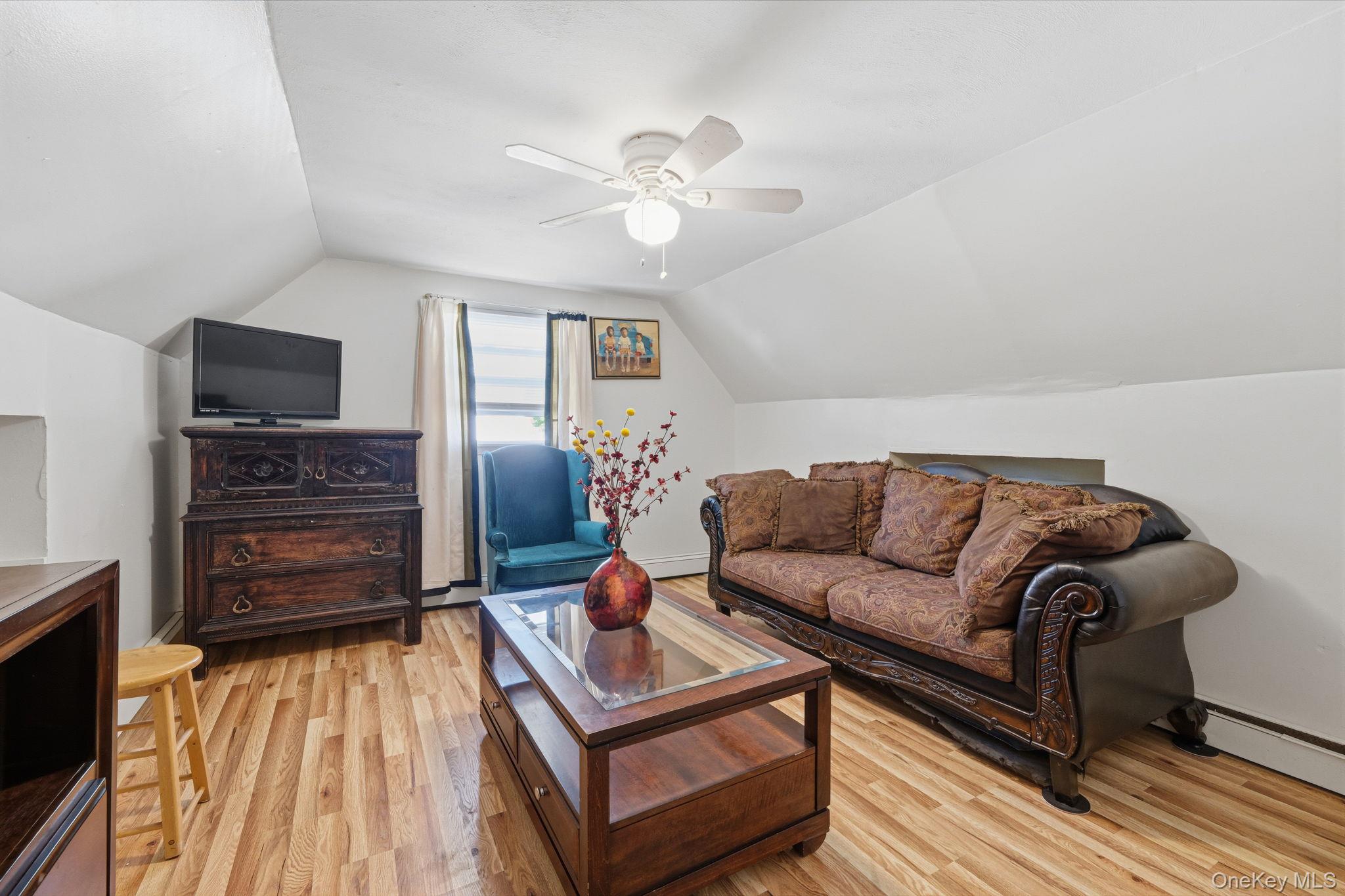 454 Hawkins Road Selden, NY 11784 - Photo 26 of 37