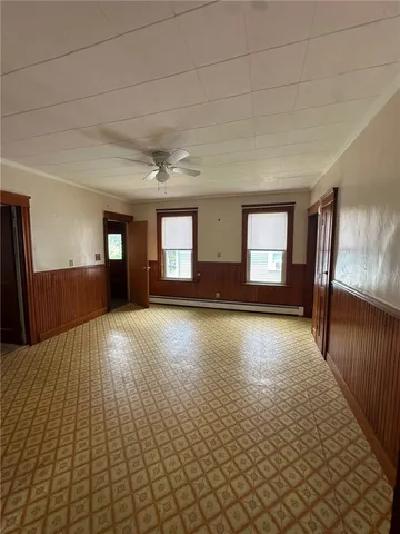 $2,000 | 537 Smithfield Road, North Smithfield, RI 02896