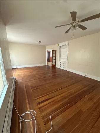 $1,850 | 537 Smithfield Road, North Smithfield, RI 02896