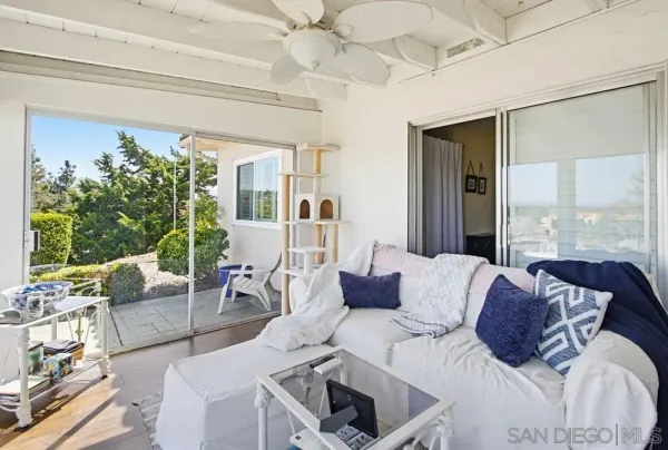$699,995 | 16677 Diaz Drive, San Diego, CA 92128