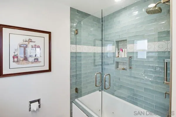 $699,995 | 16677 Diaz Drive, San Diego, CA 92128
