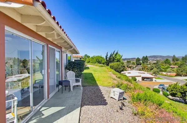 $699,995 | 16677 Diaz Drive, San Diego, CA 92128