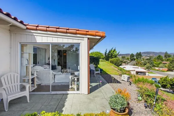 $699,995 | 16677 Diaz Drive, San Diego, CA 92128
