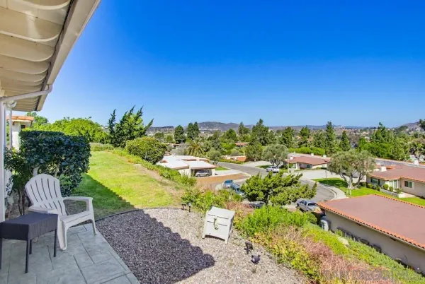 $699,995 | 16677 Diaz Drive, San Diego, CA 92128