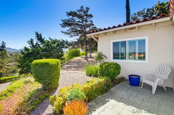 $699,995 | 16677 Diaz Drive, San Diego, CA 92128