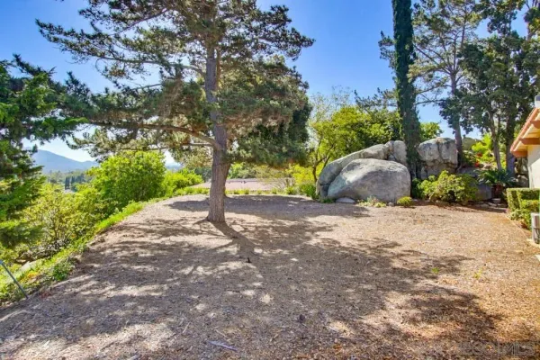 $699,995 | 16677 Diaz Drive, San Diego, CA 92128
