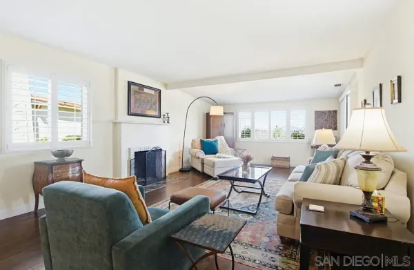 $699,995 | 16677 Diaz Drive, San Diego, CA 92128