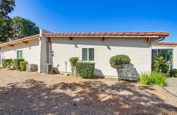 $699,995 | 16677 Diaz Drive, San Diego, CA 92128