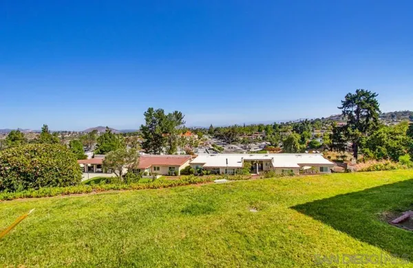 $699,995 | 16677 Diaz Drive, San Diego, CA 92128