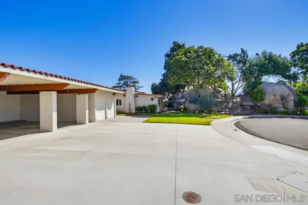 $699,995 | 16677 Diaz Drive, San Diego, CA 92128