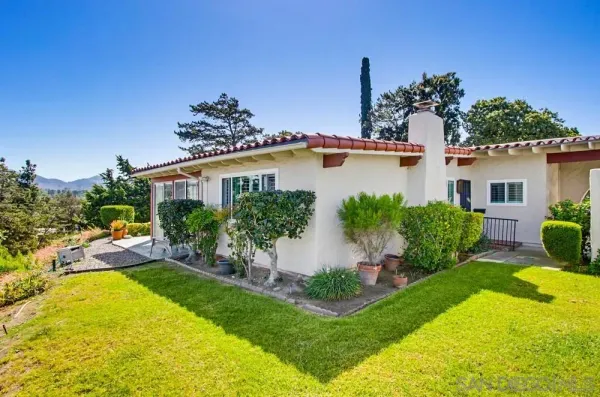 $699,995 | 16677 Diaz Drive, San Diego, CA 92128