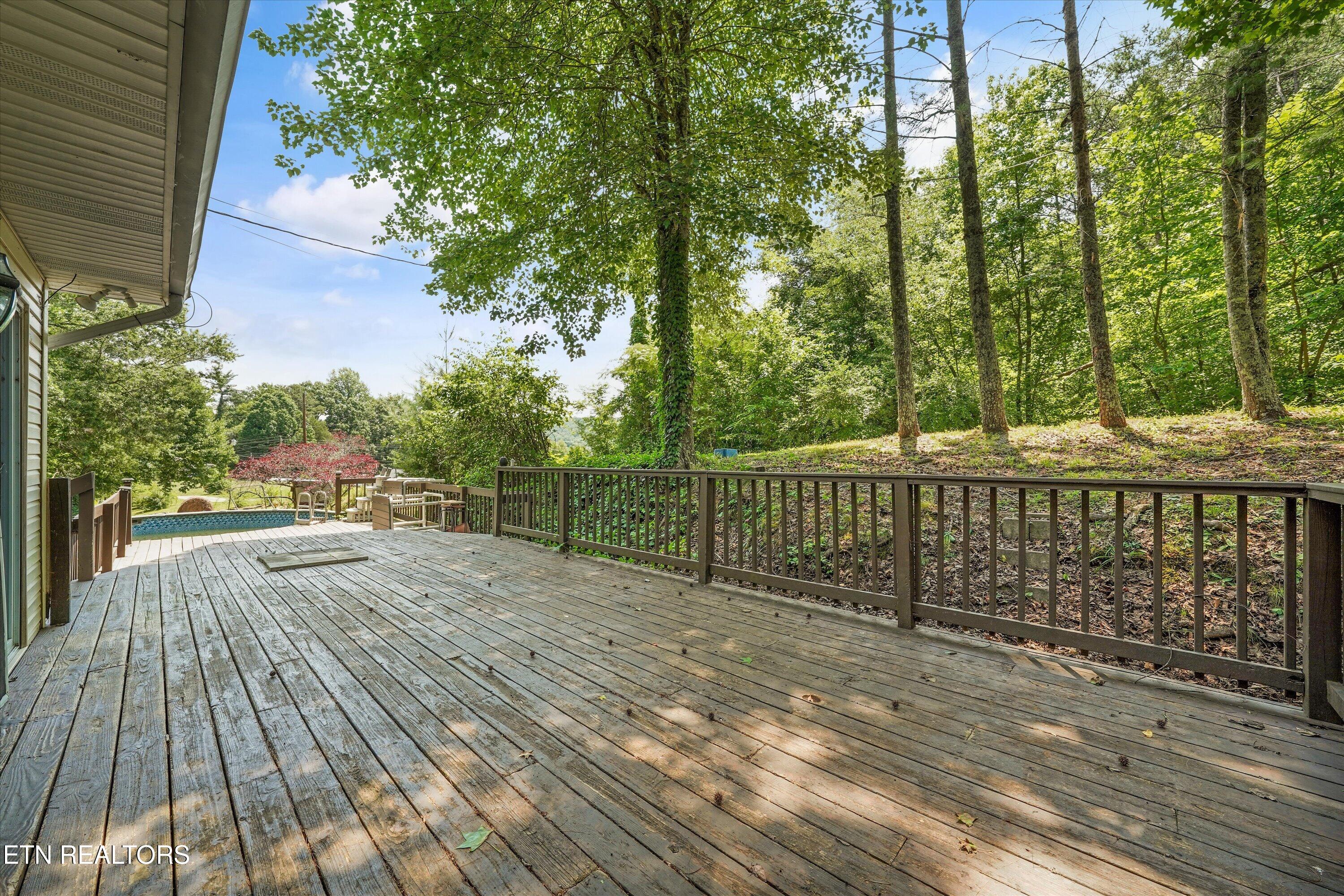 250 Ollis Road Oliver Springs, TN 37840 - Photo 36 of 47 Deck