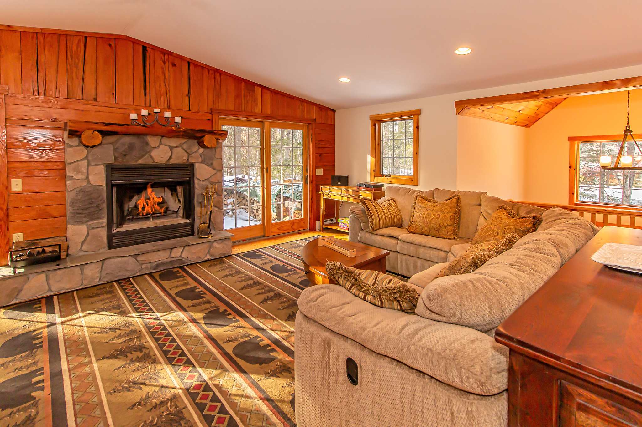 33 Country Club Road West Dover, VT 05356 - Photo 3 of 16