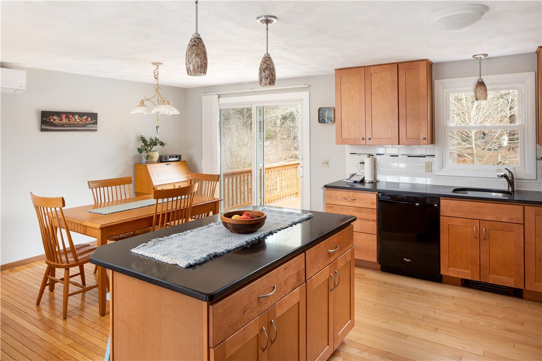 21 West Shannock Road Richmond, RI 02875 - Photo 11 of 22