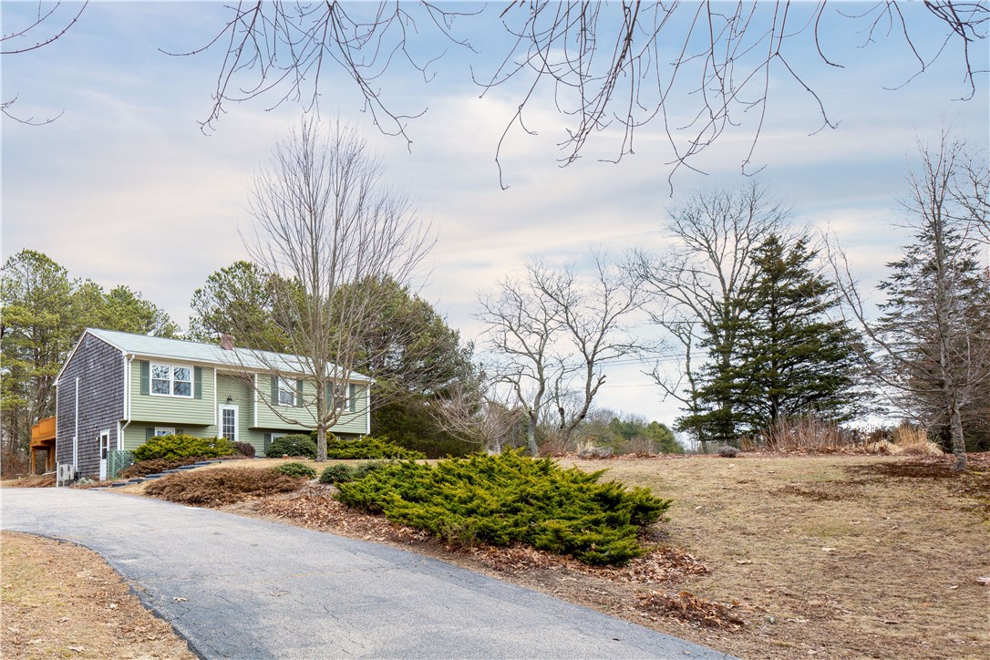 21 West Shannock Road Richmond, RI 02875 - Photo 4 of 22