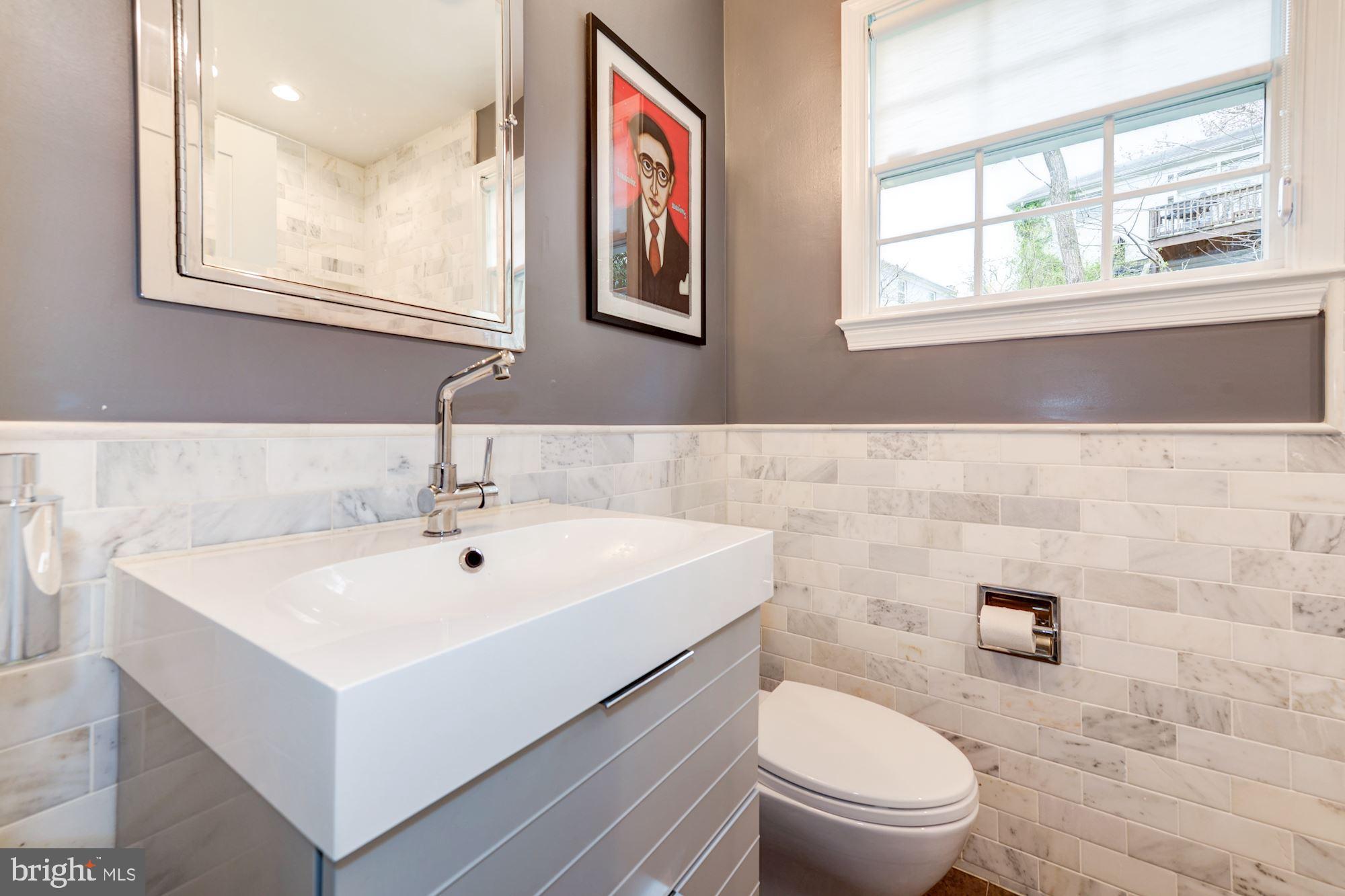 3024 Arizona Avenue Northwest Washington, DC 20016 - Photo 14 of 29 Owner's Bath