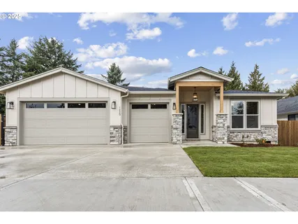 $899,900 | 1220 Southeast 188th Avenue, Vancouver, WA 98683