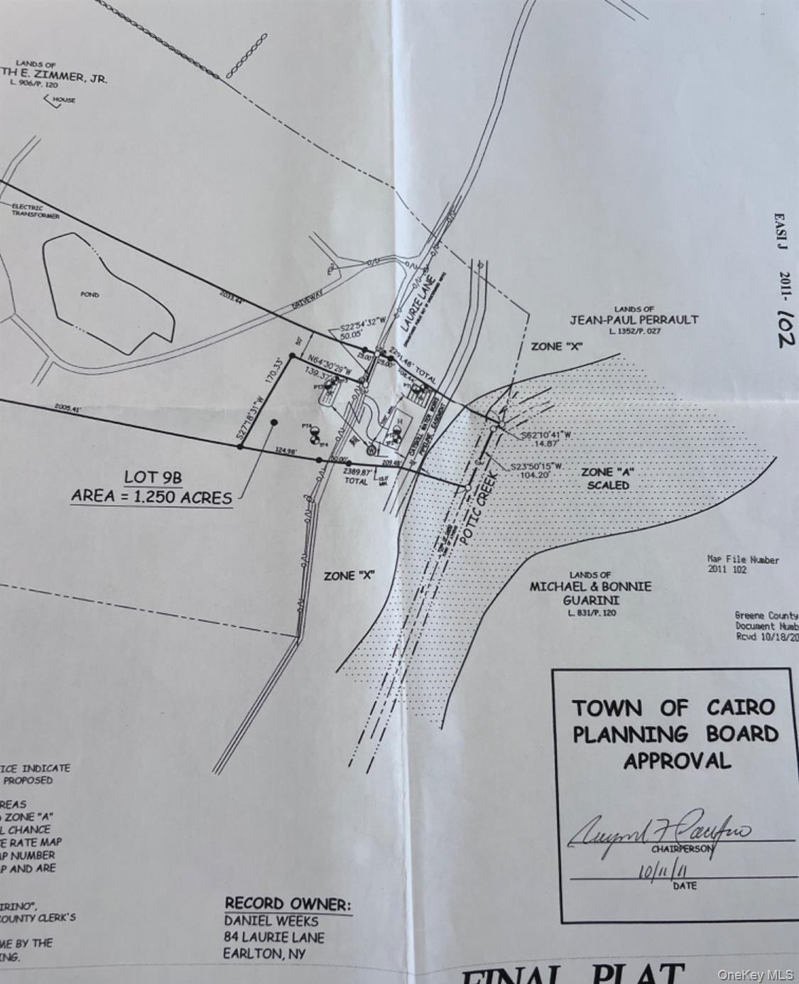 91 Laurie Lane Cairo, NY 12413 - Photo 2 of 15 a view of a sign in a room