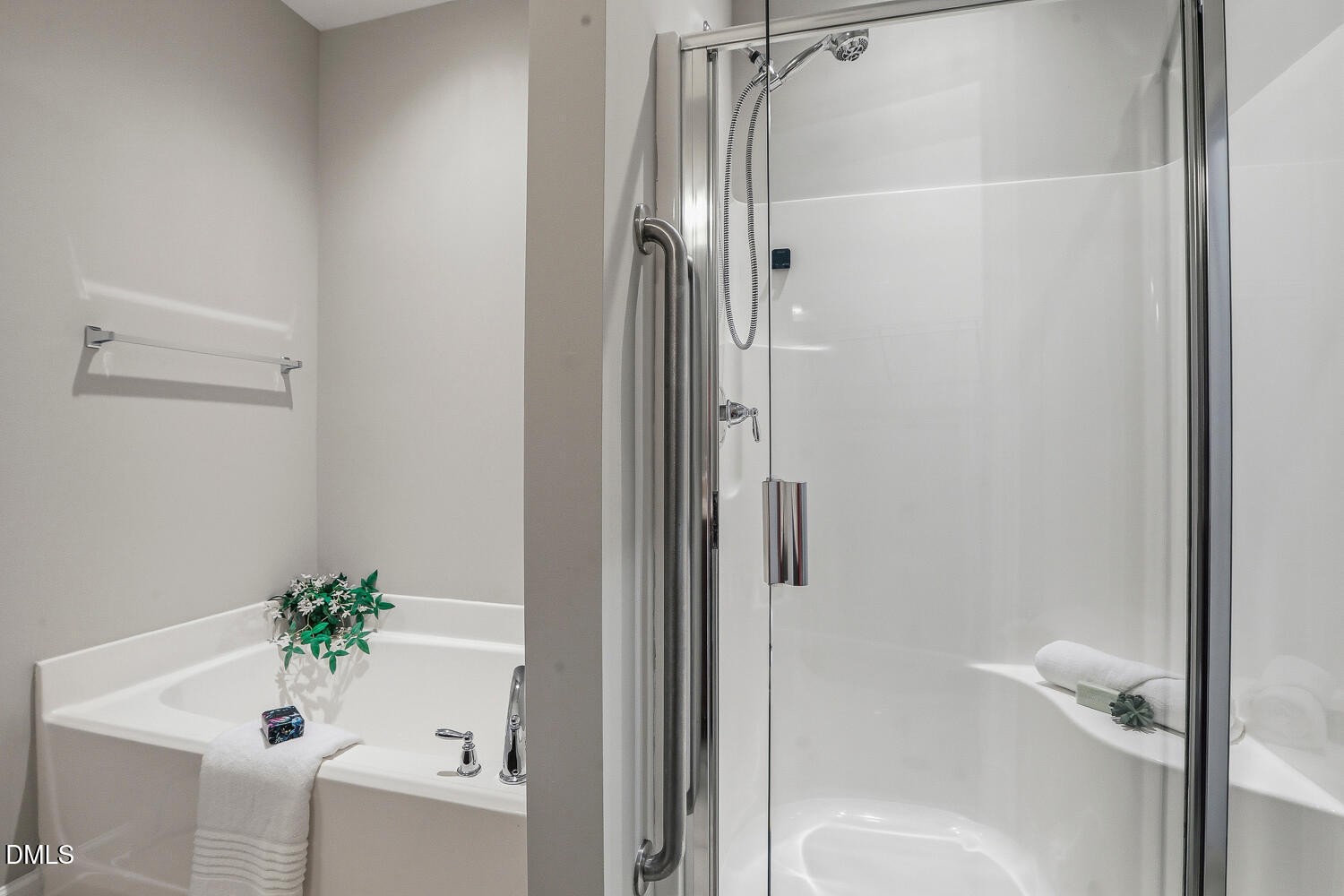 2434 Swans Rest Way Raleigh, NC 27606 - Photo 21 of 49 2434 Swans Rest Way Raleigh NC-large-027