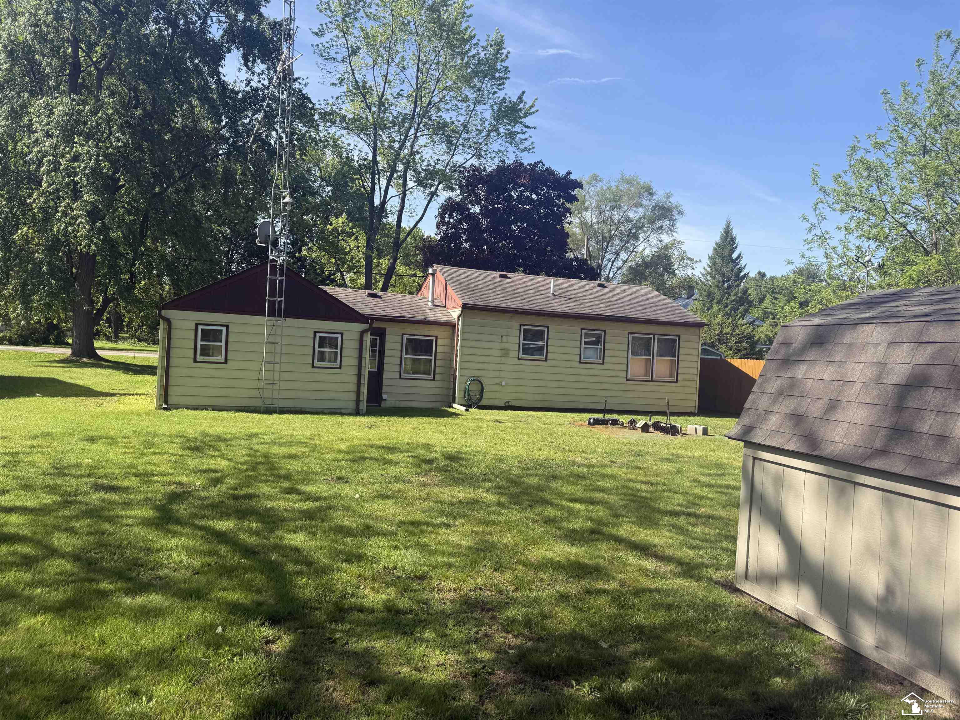750 Pickard Road Temperance, MI 48182 - Photo 3 of 20 Gallery Image 3