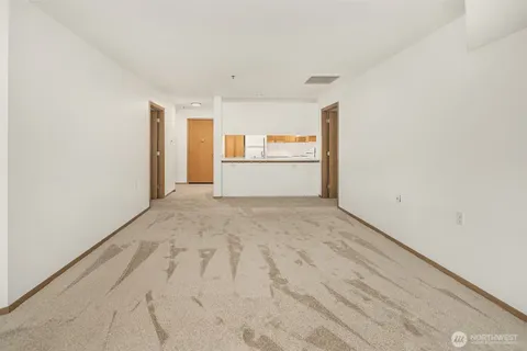 $410,000 | 1822 152nd Avenue Northeast, Unit E311, Bellevue, WA 98007