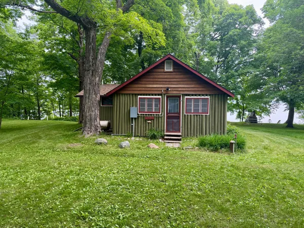 $409,000 | 7060 Fairbanks Drive, Walker, MN 56484