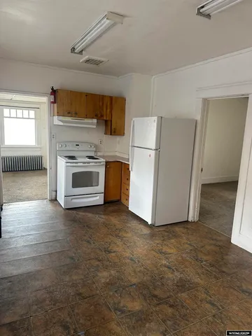 $100,000 | 214 & 214 1/2 M Street, Rock Springs, WY 82901