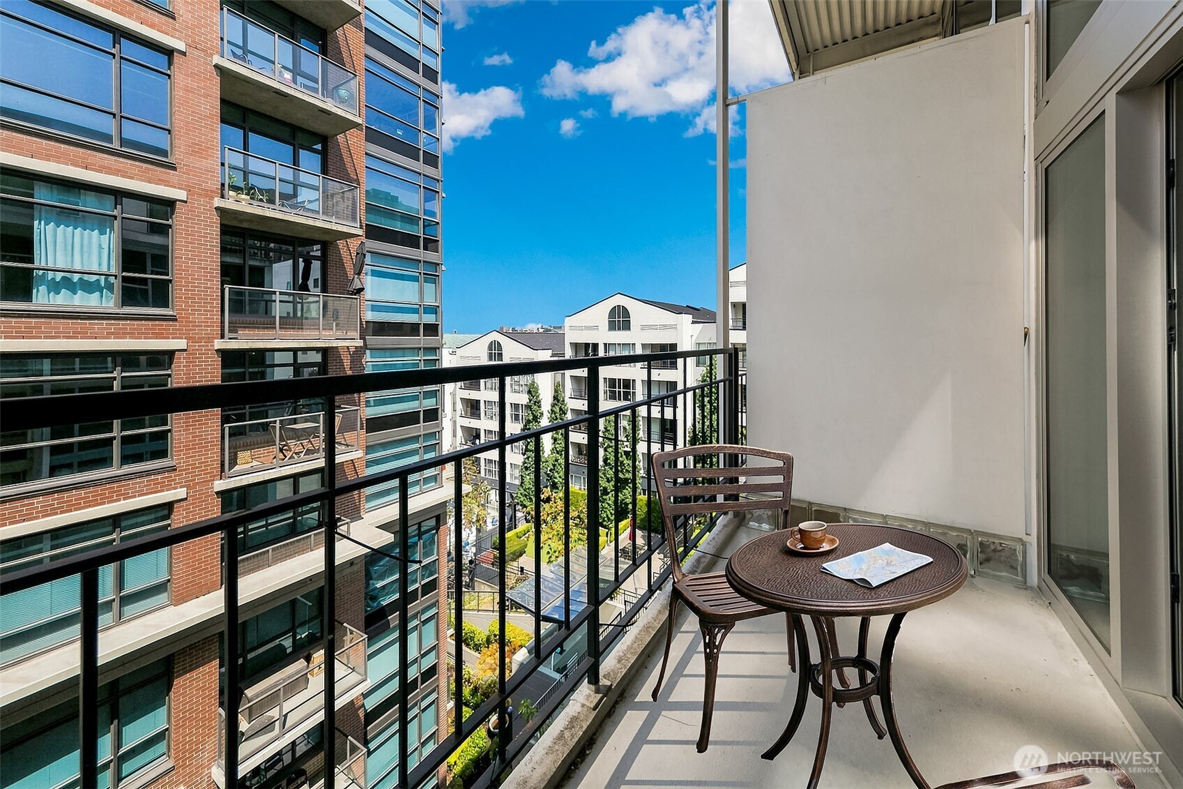 1000 Union Street, Unit 412 Seattle, WA 98101 - Photo 14 of 25 Gallery Image 14