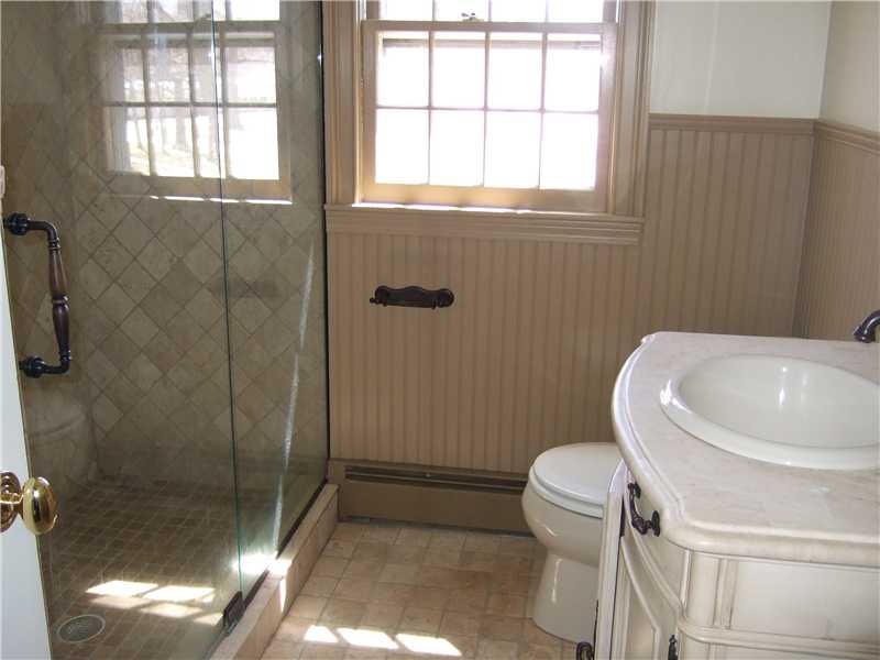 180 Middle Road East Greenwich, RI 02818 - Photo 4 of 6 Bathroom.