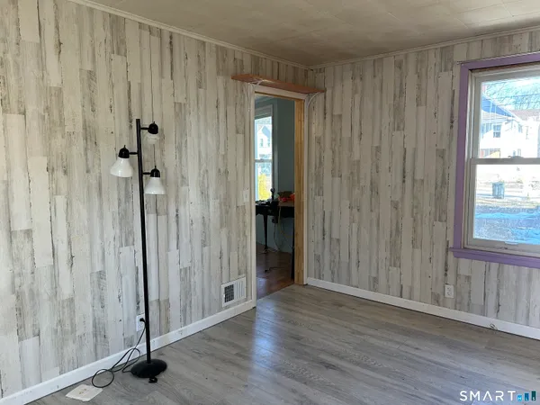 $214,500 | 390 Park Avenue, Torrington, CT 06790
