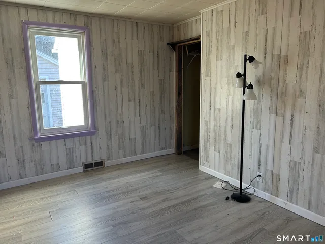 $219,500 | 390 Park Avenue, Torrington, CT 06790