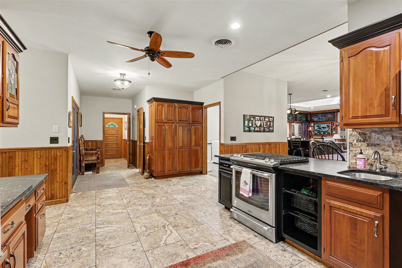 4191 East Fruitport Road Fruitport, MI 49415 - Photo 6 of 41