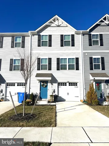 $380,000 | 25 F Floyd Avenue, Beverly, NJ 08010