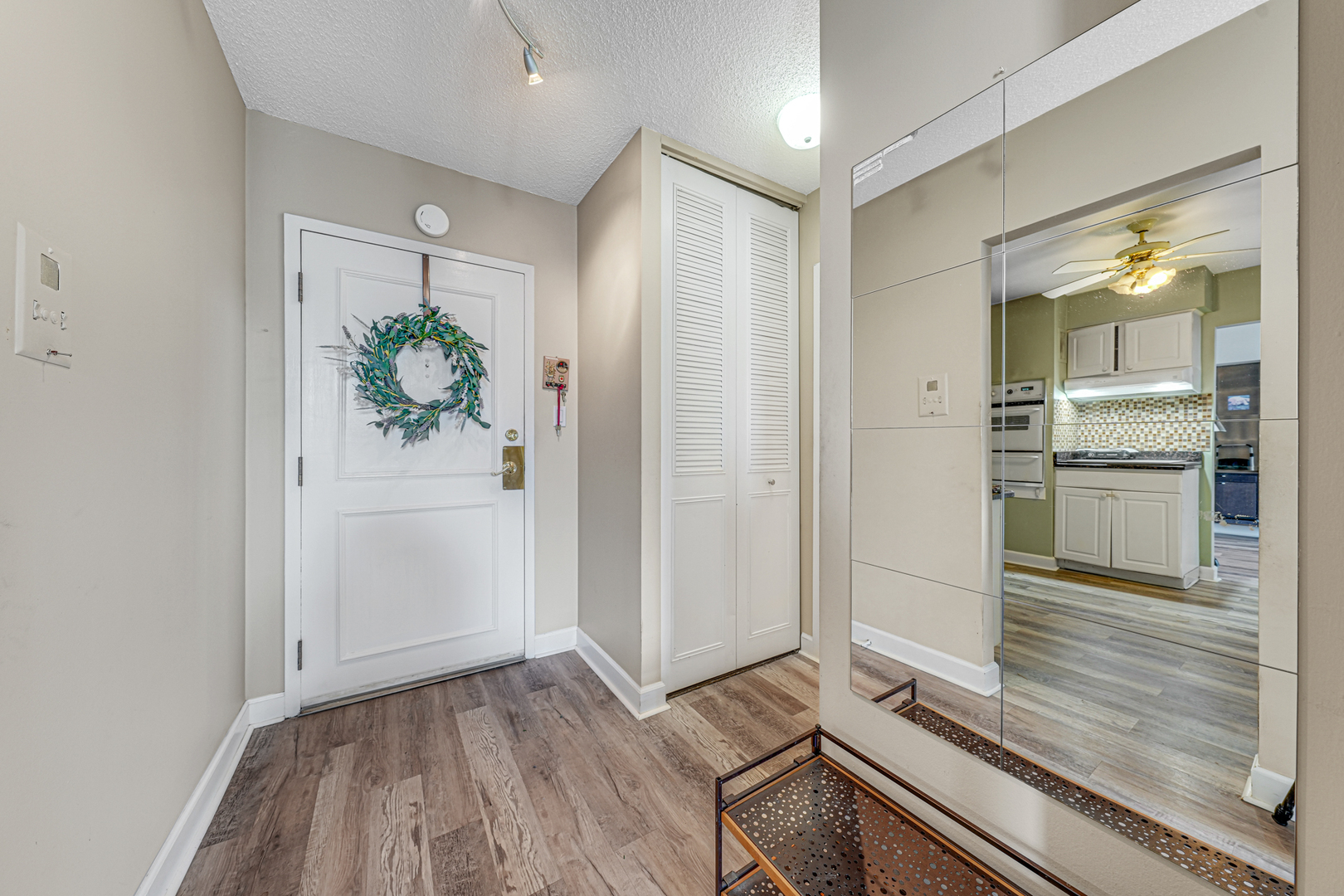 9001 Golf Road, Unit 9C Des Plaines, IL 60016 - Photo 12 of 14