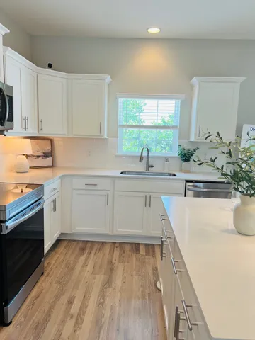 $314,900 | 235 Dry Creek Commons Drive, Unit 206, Goodlettsville, TN 37072