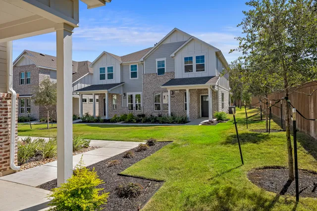 $305,000 | 462 Orleanian Drive, Unit A, Buda, TX 78610