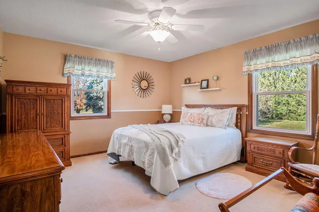 $424,900 | 3783 56th Street Southwest, Grandville, MI 49418