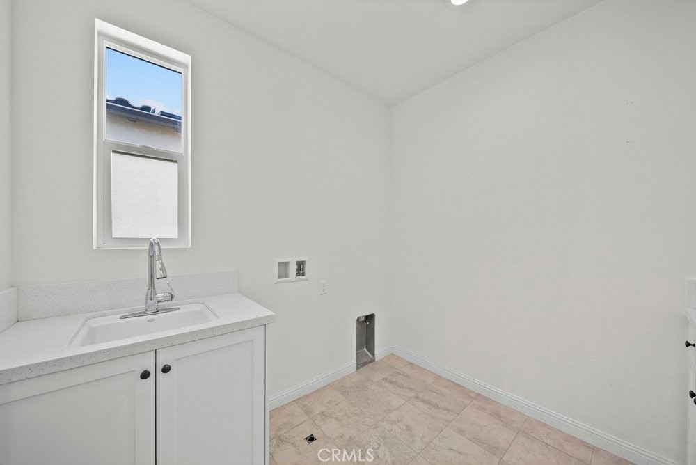 20752 Spruce Circle Porter Ranch, CA 91326 - Photo 40 of 66 Gallery Image 40