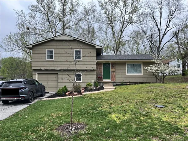 $235,000 | 3006 East 107th Terrace, Kansas City, MO 64137